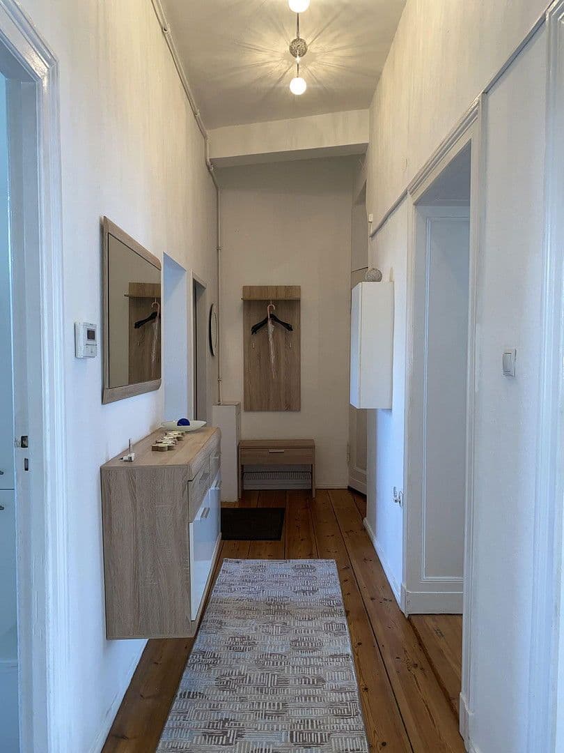 Prenájom bytu 3-izbový 90 m², Körnerstrasse 47, Berlin, Berlín Prenájom bytu 3-izbový 90 m², Körnerstrasse 47, Berlin, Berlín