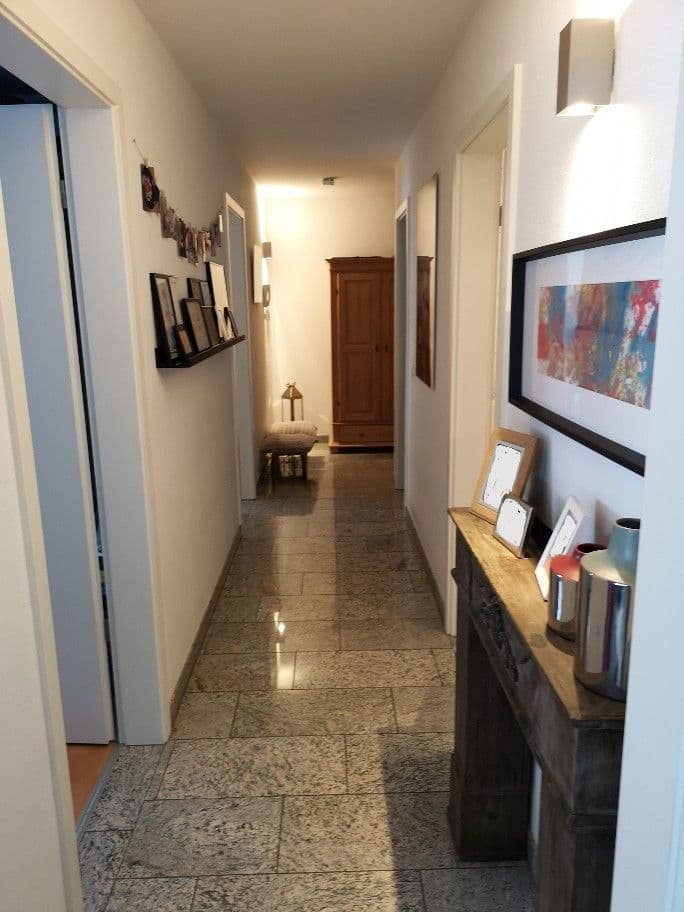 Prenájom bytu 3-izbový 108 m², Hattersheim am Main, Hesensko Prenájom bytu 3-izbový 108 m², Hattersheim am Main, Hesensko