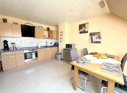 Prenájom bytu 5-izbový 78 m², Detzem, Porýnie-Falcko Prenájom bytu 5-izbový 78 m², Detzem, Porýnie-Falcko