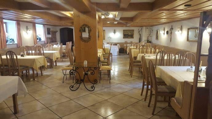 Predaj nebytového priestoru 2.115 m², Altdorf, Bavorsko Predaj nebytového priestoru 2.115 m², Altdorf, Bavorsko