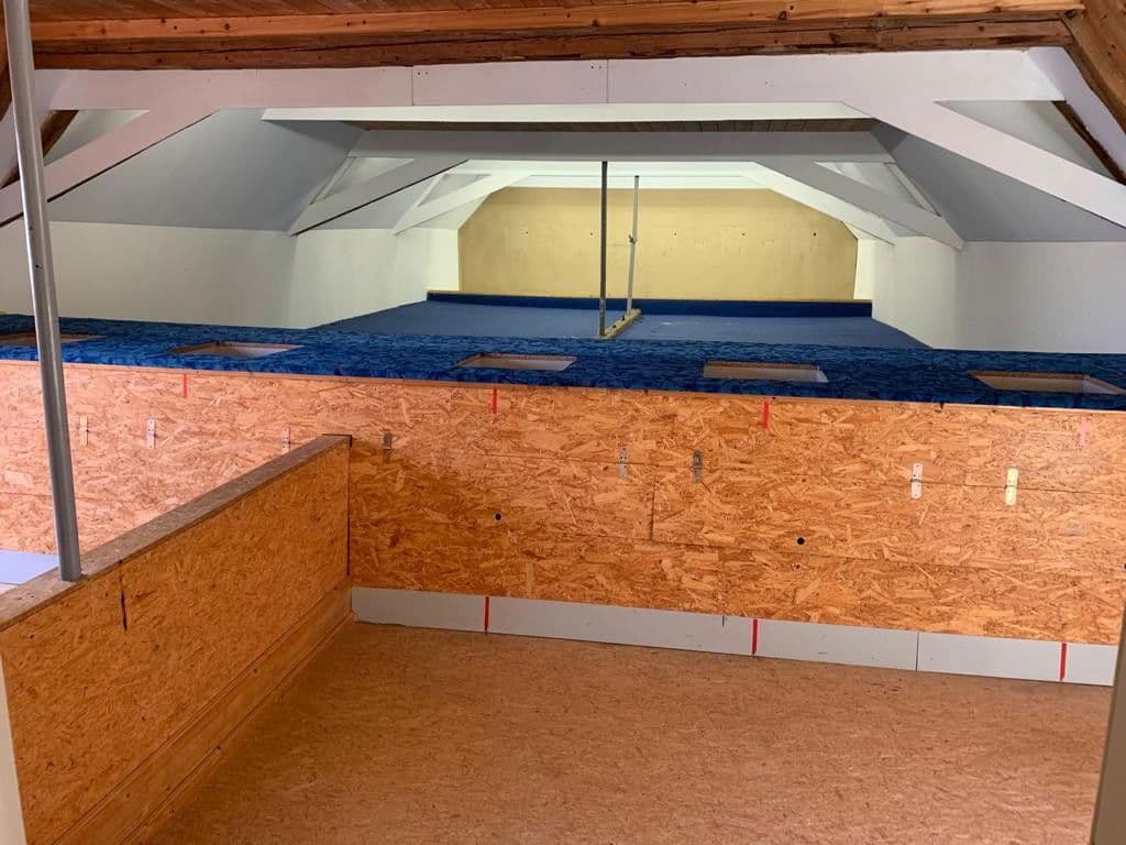 Predaj nebytového priestoru 2.115 m², Altdorf, Bavorsko Predaj nebytového priestoru 2.115 m², Altdorf, Bavorsko