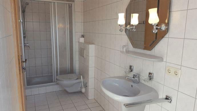 Predaj nebytového priestoru 2.115 m², Altdorf, Bavorsko Predaj nebytového priestoru 2.115 m², Altdorf, Bavorsko