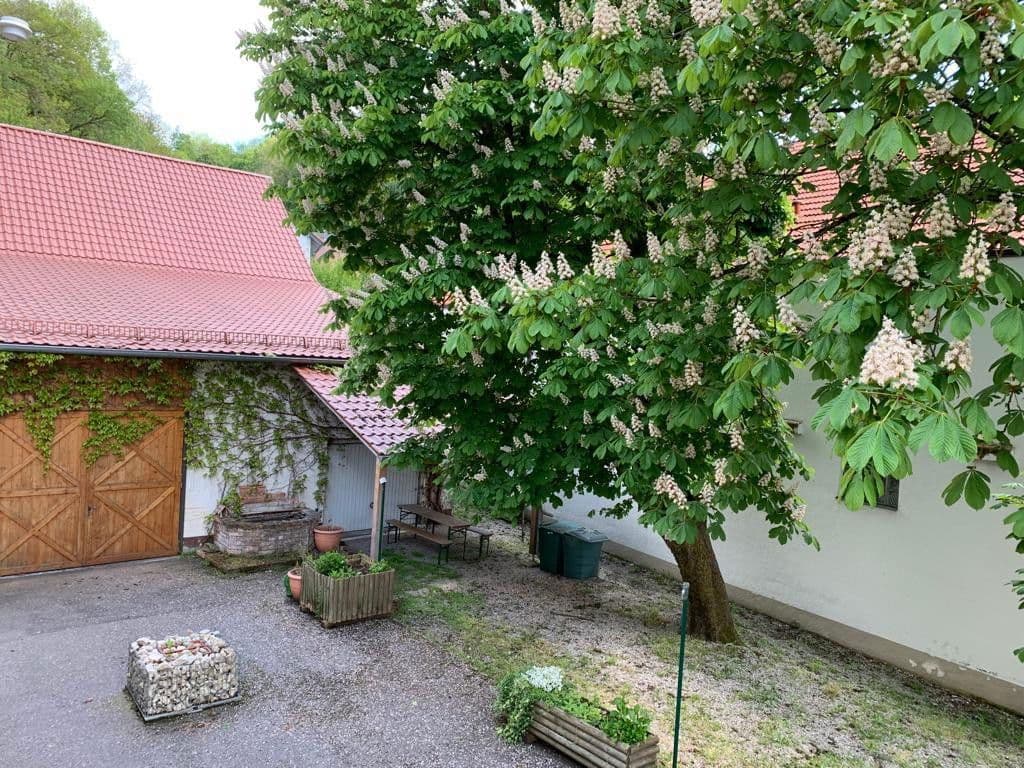 Predaj nebytového priestoru 2.115 m², Altdorf, Bavorsko Predaj nebytového priestoru 2.115 m², Altdorf, Bavorsko