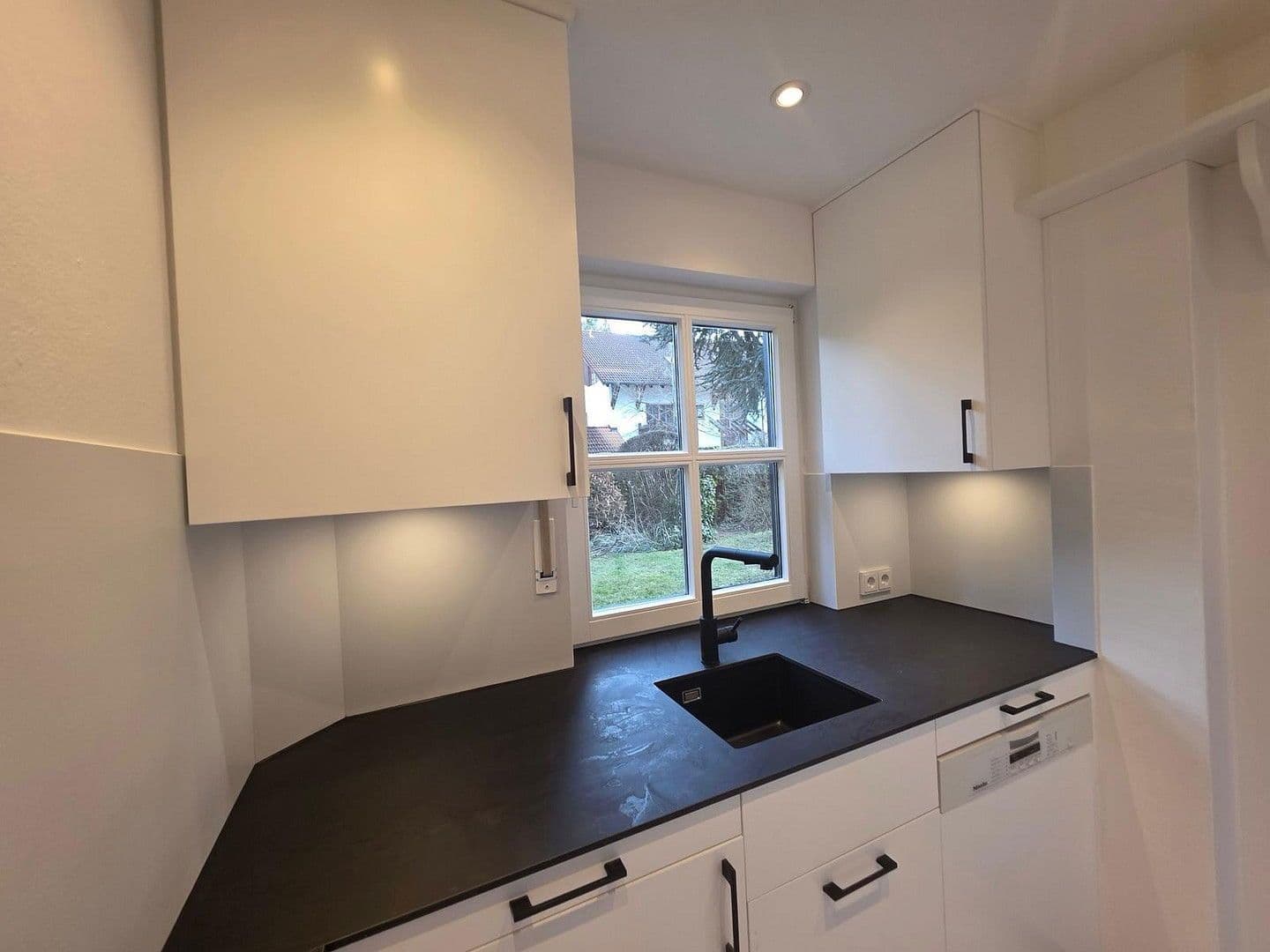 Predaj bytu 2-izbový 55 m², München, Bavorsko Predaj bytu 2-izbový 55 m², München, Bavorsko