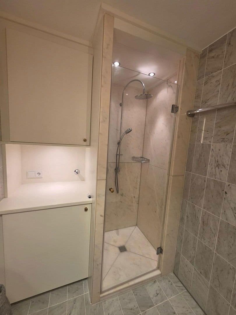 Predaj bytu 2-izbový 55 m², München, Bavorsko Predaj bytu 2-izbový 55 m², München, Bavorsko