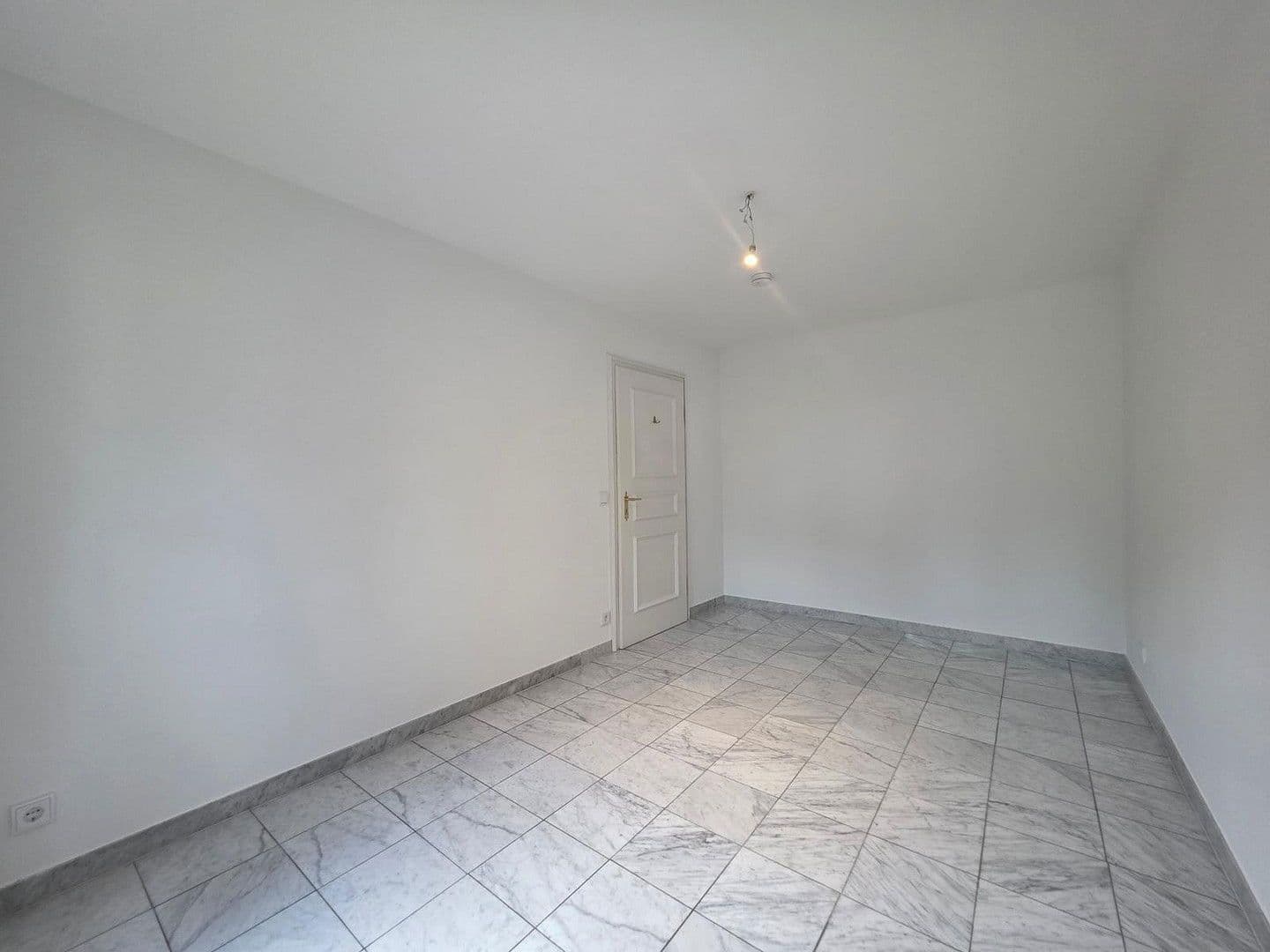 Predaj bytu 2-izbový 55 m², München, Bavorsko Predaj bytu 2-izbový 55 m², München, Bavorsko