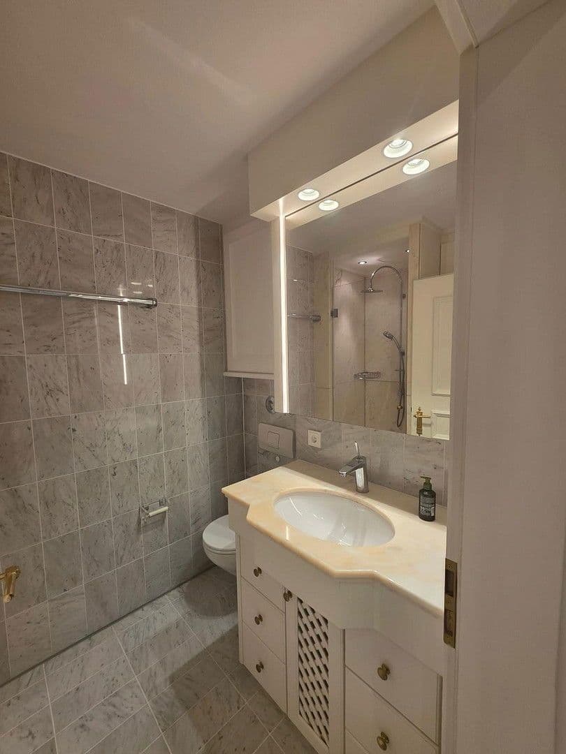 Predaj bytu 2-izbový 55 m², München, Bavorsko Predaj bytu 2-izbový 55 m², München, Bavorsko