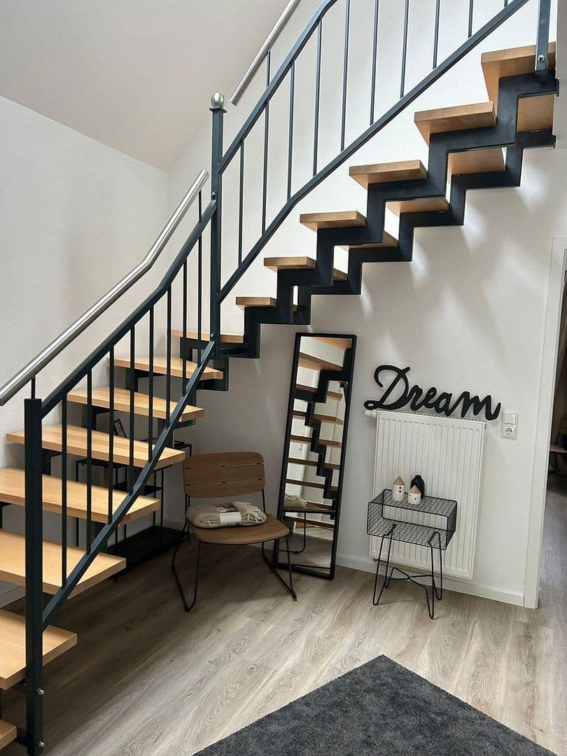 Predaj domu 370 m², pozemek 520 m², Breuberg, Hesensko Predaj domu 370 m², pozemek 520 m², Breuberg, Hesensko