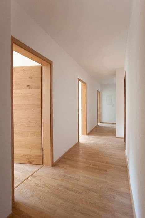 Predaj domu 510 m², pozemek 1.042 m², Neufahrner Straße 33, Rottenburg a. d. Laaber, Bavorsko Predaj domu 510 m², pozemek 1.042 m², Neufahrner Straße 33, Rottenburg a. d. Laaber, Bavorsko