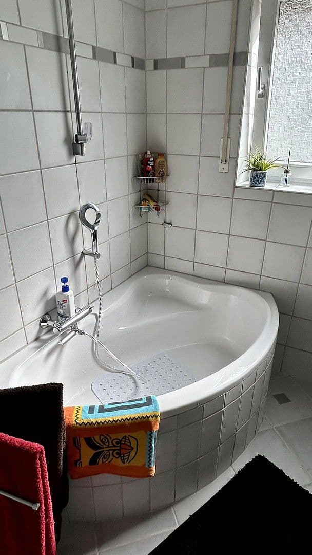 Predaj bytu 3-izbový 94 m², Saarbrücken, Sársko Predaj bytu 3-izbový 94 m², Saarbrücken, Sársko