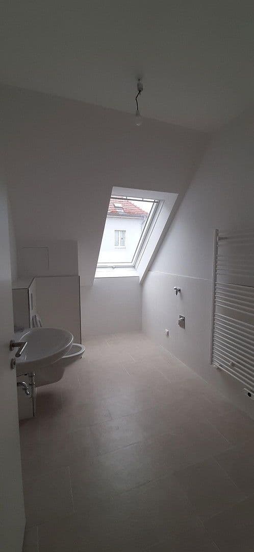 Prenájom bytu 1-izbový 50 m², Oberlaaer Str 85, Wien, Viedeň Prenájom bytu 1-izbový 50 m², Oberlaaer Str 85, Wien, Viedeň