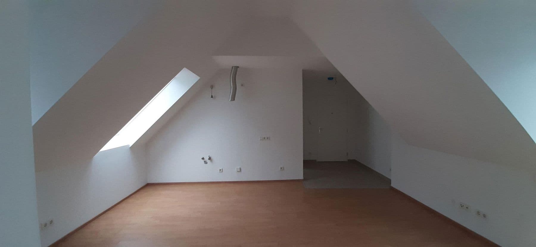 Prenájom bytu 1-izbový 50 m², Oberlaaer Str 85, Wien, Viedeň Prenájom bytu 1-izbový 50 m², Oberlaaer Str 85, Wien, Viedeň