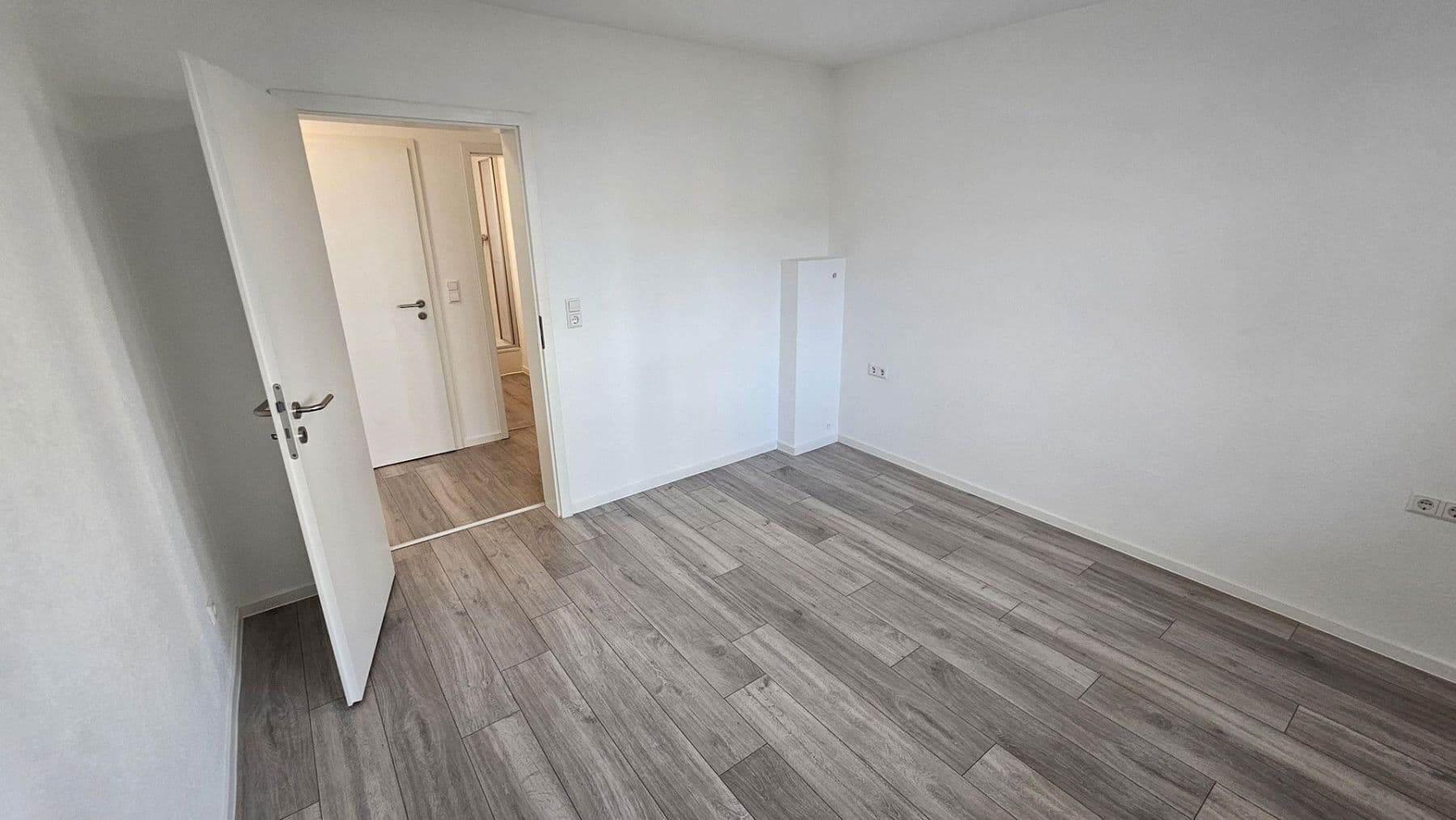 Prenájom bytu 3-izbový 60 m², Eutighofer Straße 22, Schwäbisch Gmünd, Bádensko-Wurttembersko Prenájom bytu 3-izbový 60 m², Eutighofer Straße 22, Schwäbisch Gmünd, Bádensko-Wurttembersko