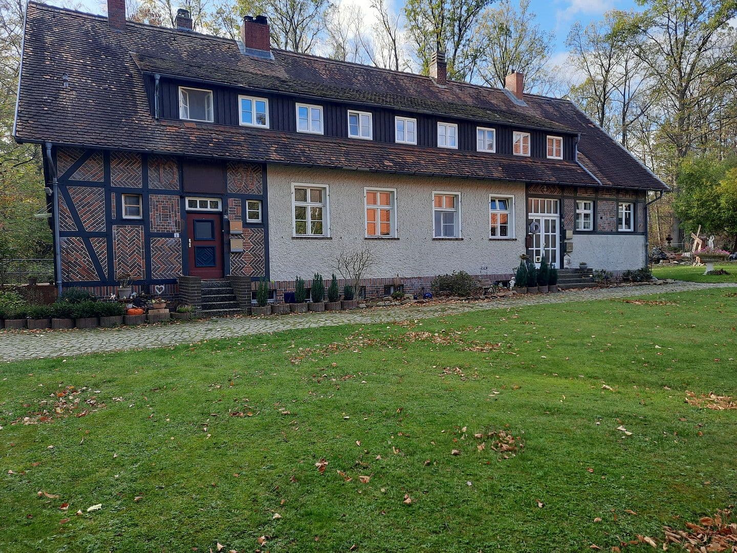 Predaj domu 1.330 m², pozemek 42.907 m², Bad Harzburg, Dolné Sasko Predaj domu 1.330 m², pozemek 42.907 m², Bad Harzburg, Dolné Sasko