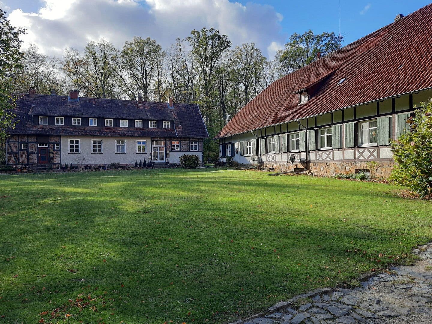 Predaj domu 1.330 m², pozemek 42.907 m², Bad Harzburg, Dolné Sasko Predaj domu 1.330 m², pozemek 42.907 m², Bad Harzburg, Dolné Sasko