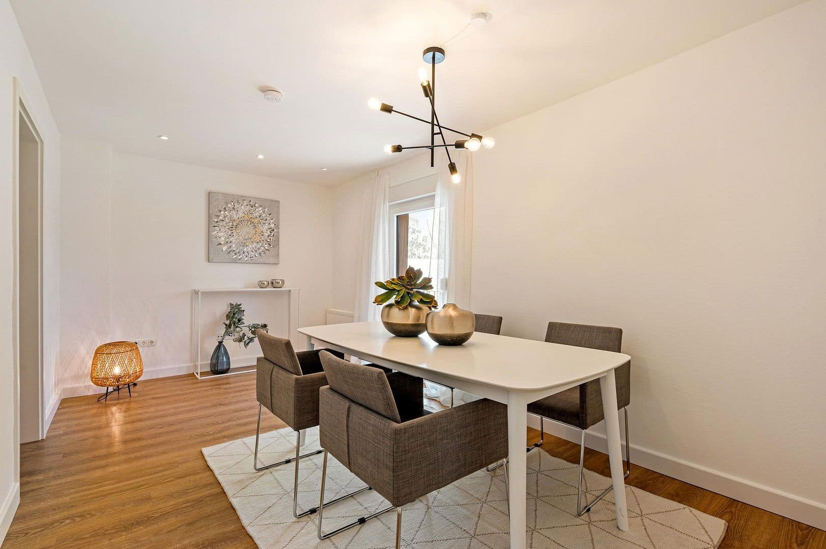 Predaj domu 120 m², pozemek 600 m², Offenbach, Hesensko Predaj domu 120 m², pozemek 600 m², Offenbach, Hesensko