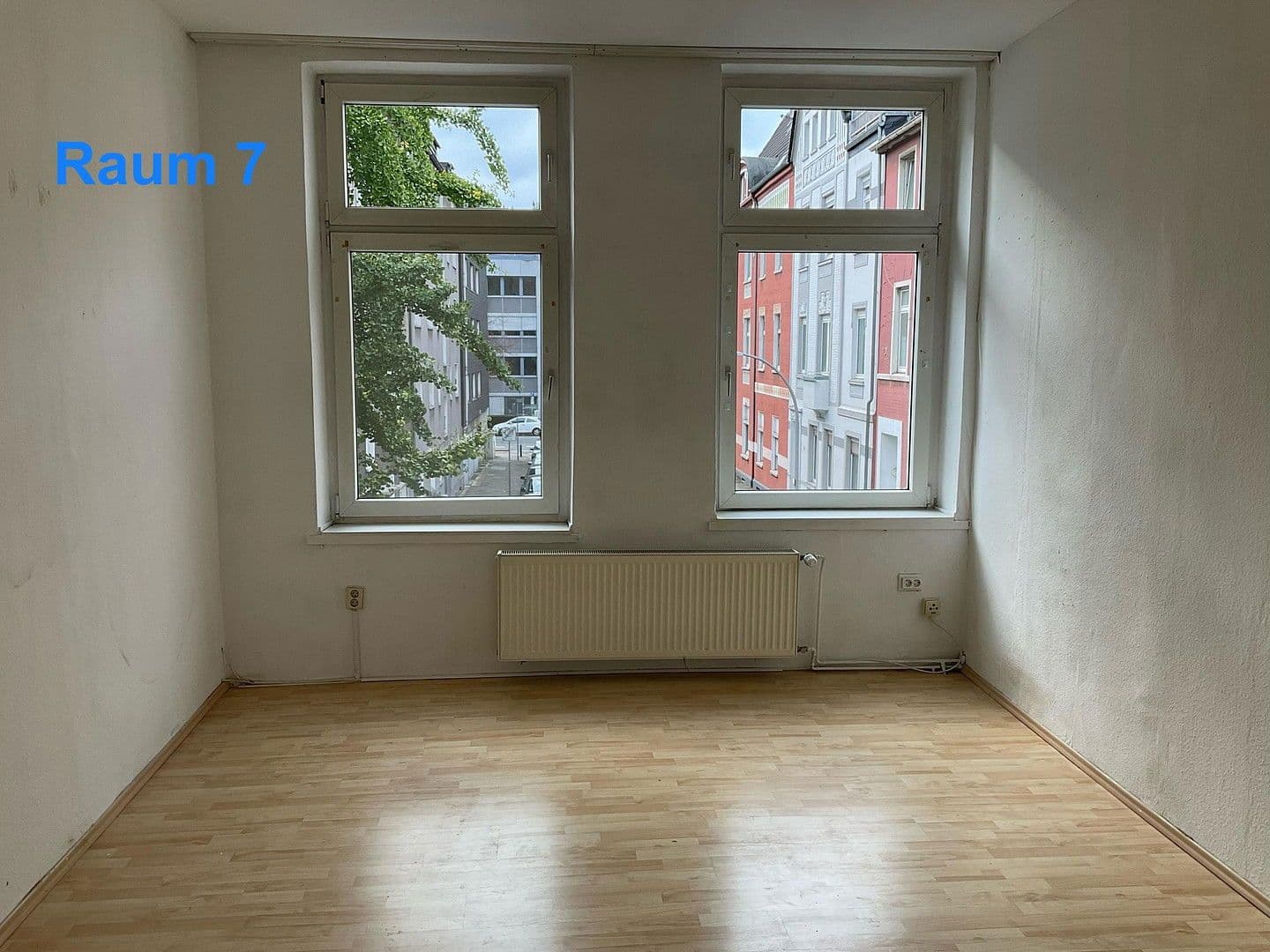 Predaj domu 286 m², pozemek 208 m², Winkelstr. 22, Duisburg, Severné Porýnie - Westfálsko Predaj domu 286 m², pozemek 208 m², Winkelstr. 22, Duisburg, Severné Porýnie - Westfálsko