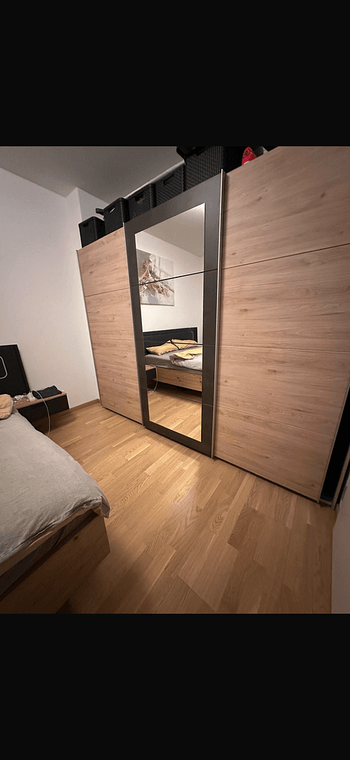 Prenájom bytu 2-izbový 45 m², Frankfurt am Main, Hesensko Prenájom bytu 2-izbový 45 m², Frankfurt am Main, Hesensko