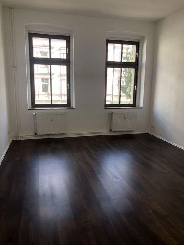 Prenájom bytu 4-izbový 105 m², Leipzigerstraße 19, Frankfurt Oder, Brandenbursko Prenájom bytu 4-izbový 105 m², Leipzigerstraße 19, Frankfurt Oder, Brandenbursko