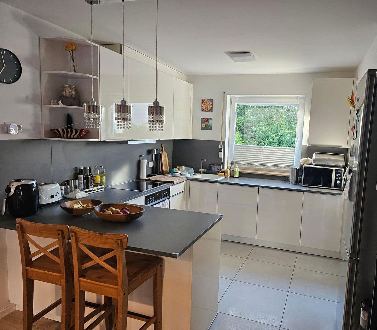 Prenájom domu 144 m², pozemek 200 m², Emmering, Bavorsko Prenájom domu 144 m², pozemek 200 m², Emmering, Bavorsko