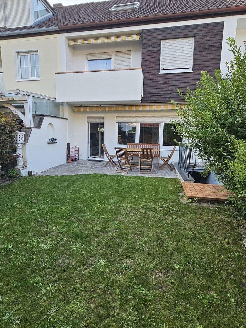 Prenájom domu 144 m², pozemek 200 m², Emmering, Bavorsko Prenájom domu 144 m², pozemek 200 m², Emmering, Bavorsko