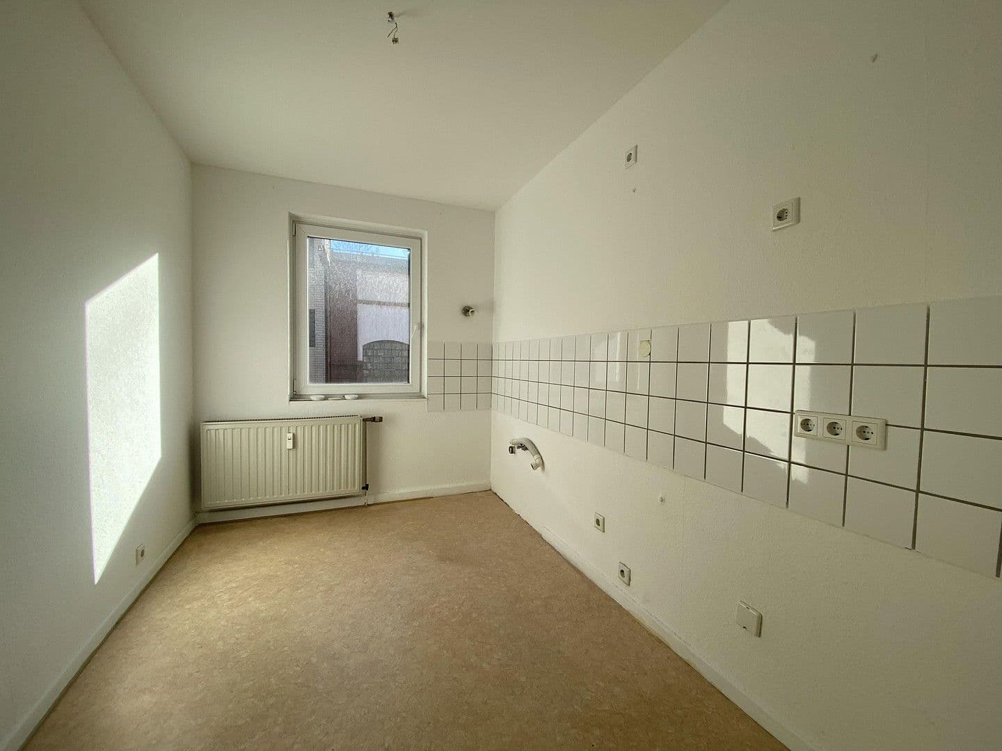 Prenájom bytu 1-izbový 43 m², Wuppertal, Severné Porýnie - Westfálsko Prenájom bytu 1-izbový 43 m², Wuppertal, Severné Porýnie - Westfálsko