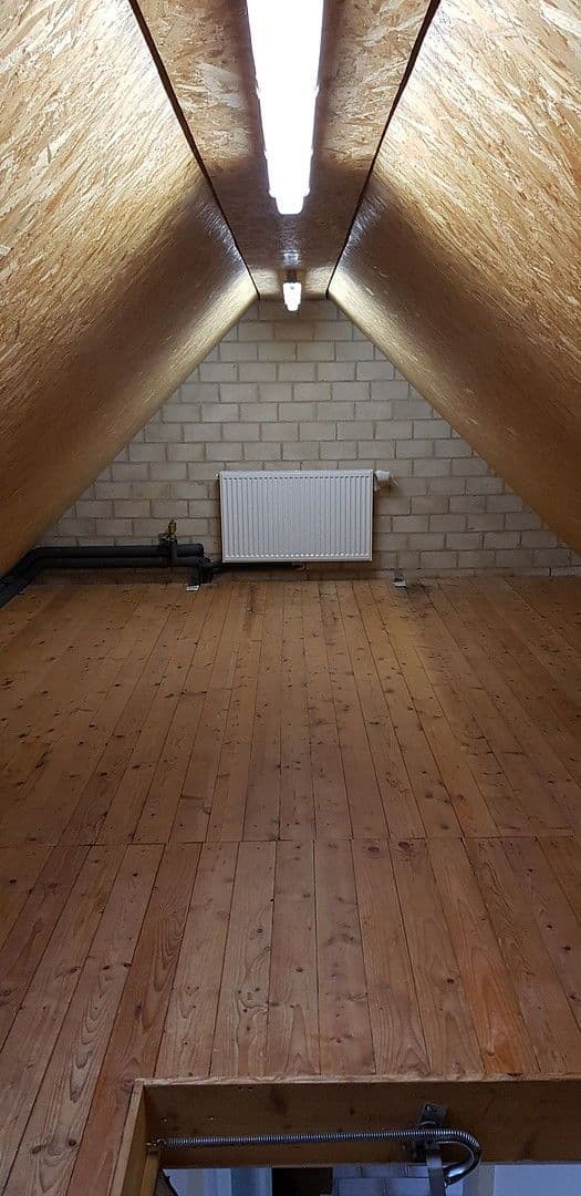 Prenájom bytu 2-izbový 65 m², Osterrönfeld, Šlezvicko-Holštajnsko Prenájom bytu 2-izbový 65 m², Osterrönfeld, Šlezvicko-Holštajnsko