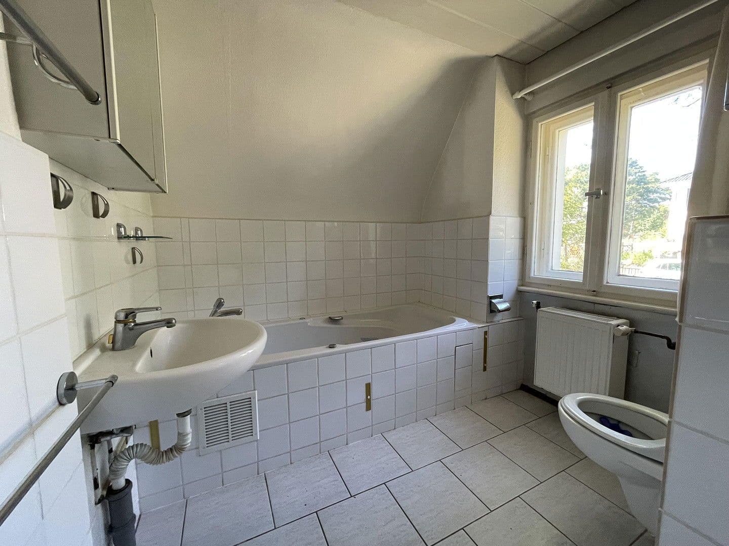 Predaj domu 85 m², pozemek 989 m², Rahnsdorf, Berlín Predaj domu 85 m², pozemek 989 m², Rahnsdorf, Berlín