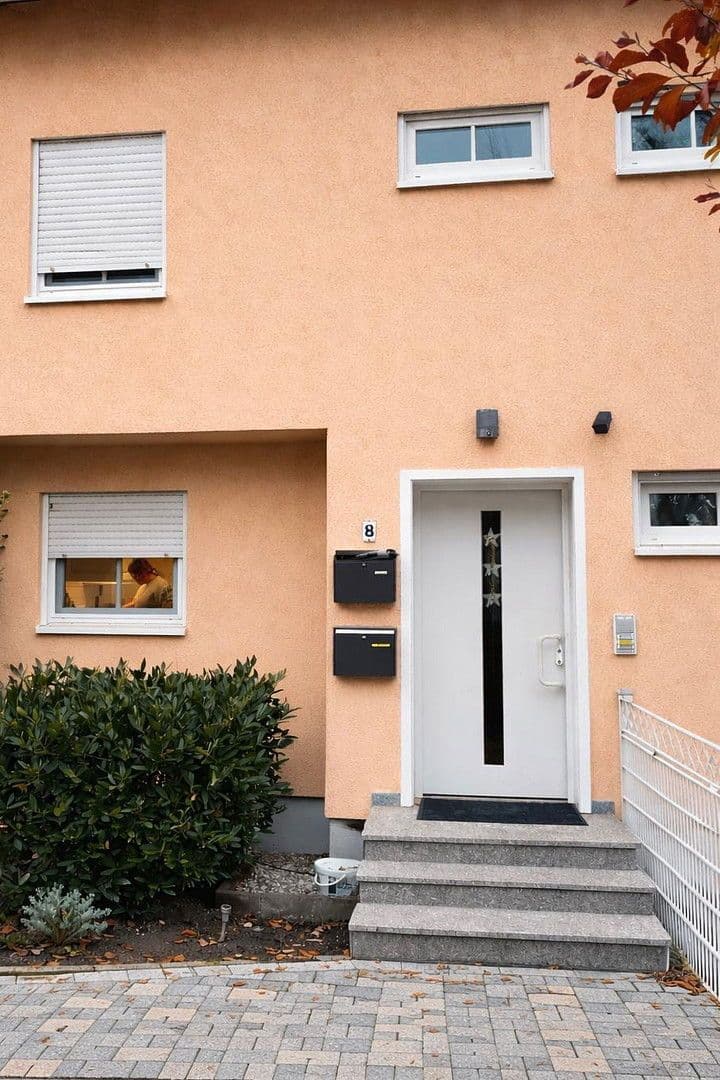 Predaj domu 156 m², pozemek 404 m², Oftersheim, Bádensko-Wurttembersko Predaj domu 156 m², pozemek 404 m², Oftersheim, Bádensko-Wurttembersko