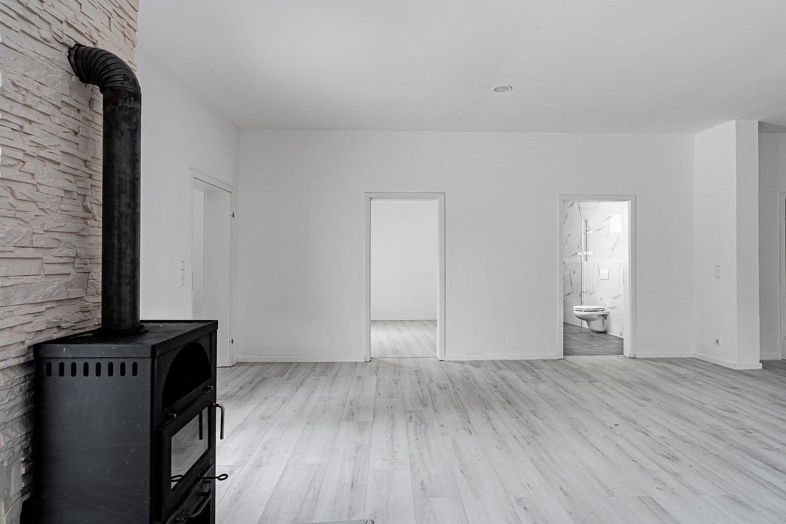 Predaj domu 101 m², pozemek 576 m², Grünbergallee 30, Berlin, Berlín Predaj domu 101 m², pozemek 576 m², Grünbergallee 30, Berlin, Berlín