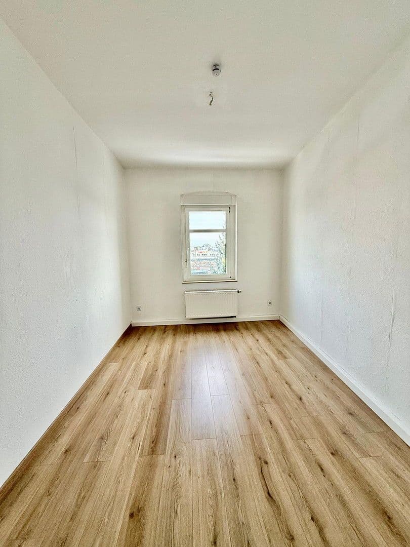 Predaj domu 305 m², pozemek 558 m², Delitzsch, Sasko Predaj domu 305 m², pozemek 558 m², Delitzsch, Sasko