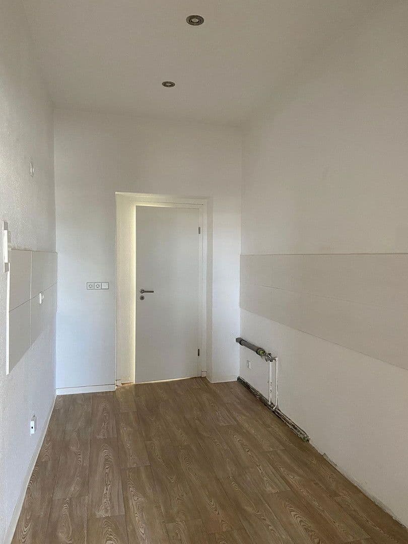 Predaj domu 305 m², pozemek 558 m², Delitzsch, Sasko Predaj domu 305 m², pozemek 558 m², Delitzsch, Sasko