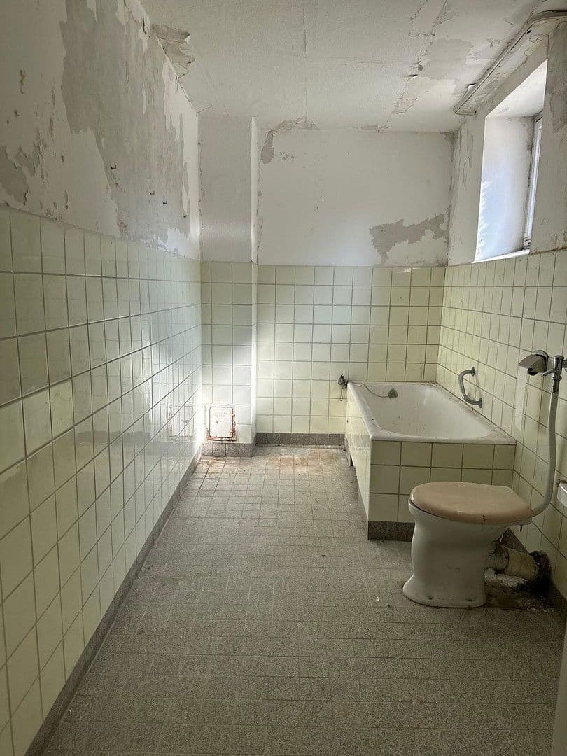 Predaj domu 162 m², pozemek 210 m², Nusslocher Str. 7, Leimen, Bádensko-Wurttembersko Predaj domu 162 m², pozemek 210 m², Nusslocher Str. 7, Leimen, Bádensko-Wurttembersko