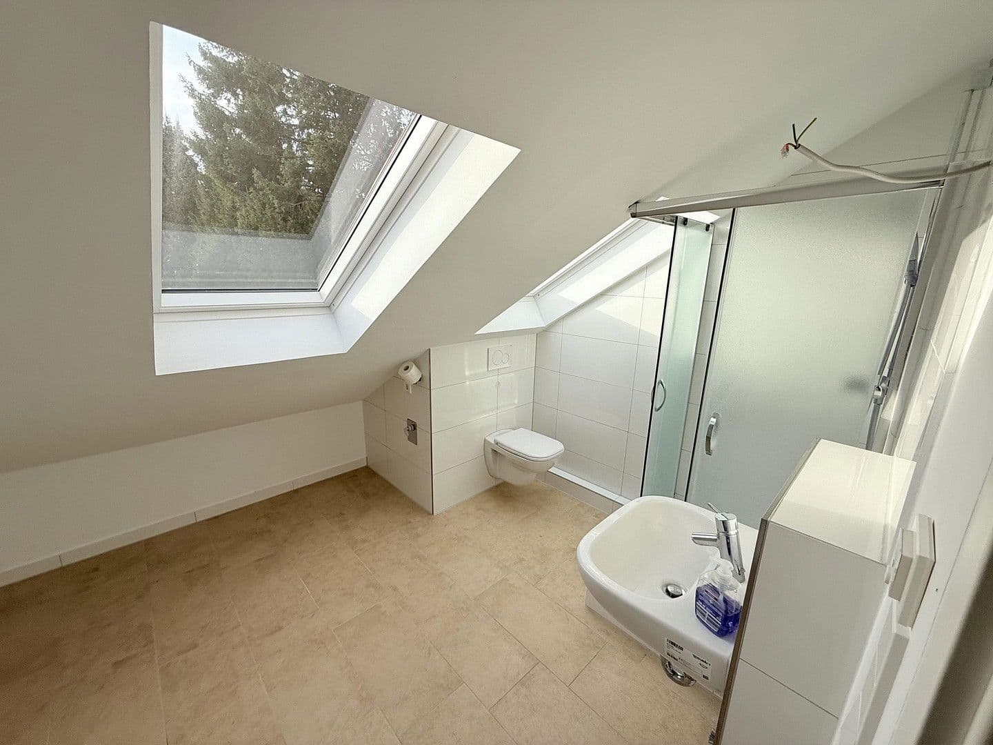 Prenájom bytu 2-izbový 60 m², Brandenburger Str. 2, Esslingen am Neckar, Bádensko-Wurttembersko Prenájom bytu 2-izbový 60 m², Brandenburger Str. 2, Esslingen am Neckar, Bádensko-Wurttembersko