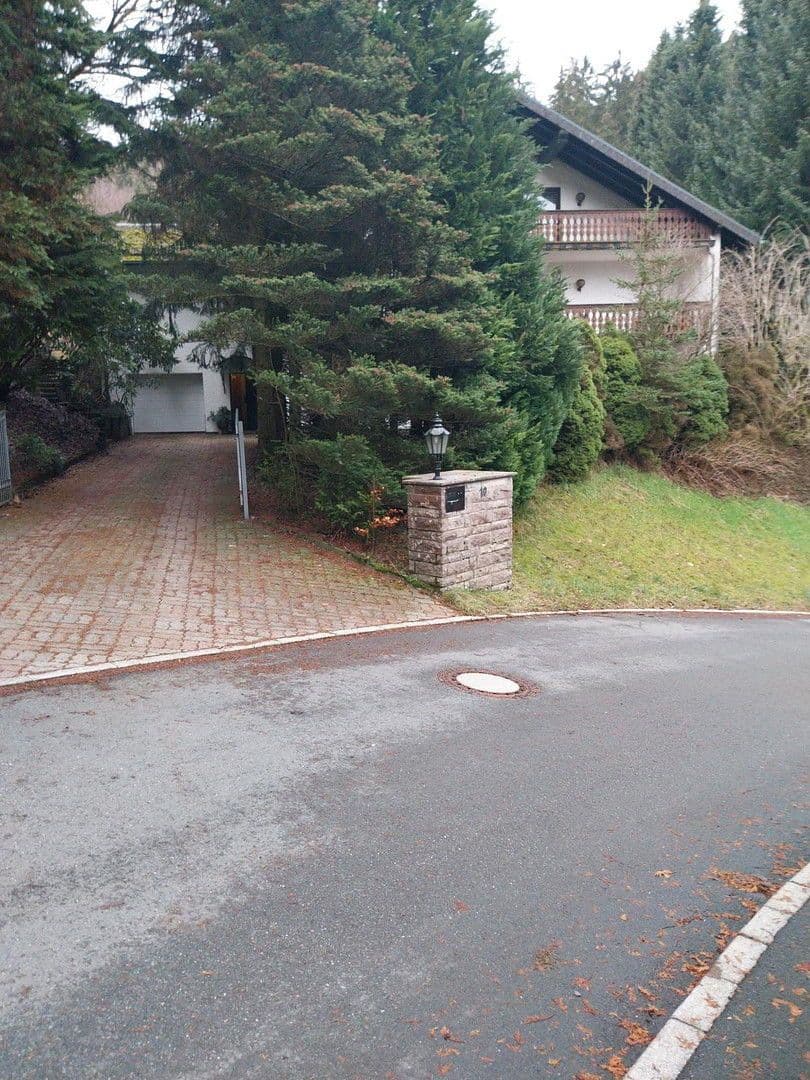 Predaj domu 436 m², pozemek 2.945 m², Warmensteinach, Bavorsko Predaj domu 436 m², pozemek 2.945 m², Warmensteinach, Bavorsko