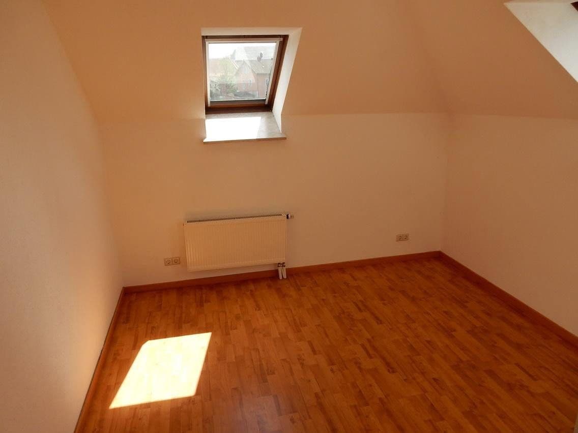 Prenájom bytu 3-izbový 68 m², Moritzplatz 6c, Naumburg (Saale), Sasko-Anhaltsko Prenájom bytu 3-izbový 68 m², Moritzplatz 6c, Naumburg (Saale), Sasko-Anhaltsko