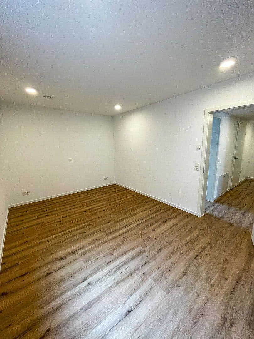 Prenájom bytu 2-izbový 82 m², Piesport, Porýnie-Falcko Prenájom bytu 2-izbový 82 m², Piesport, Porýnie-Falcko