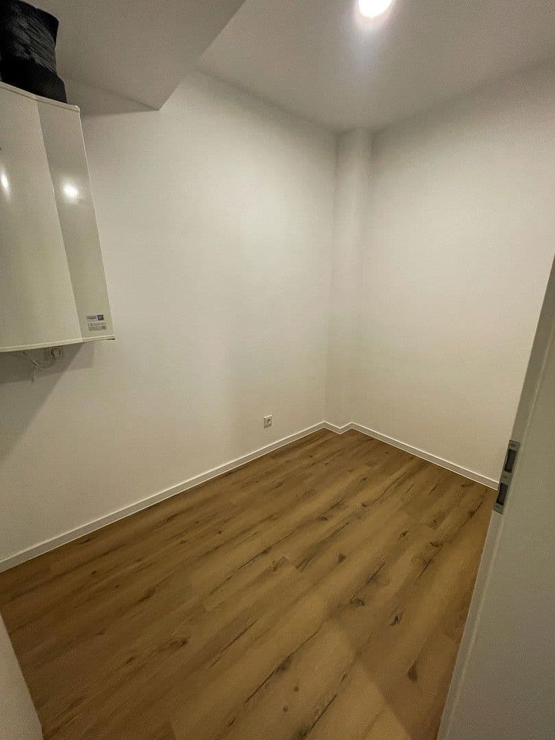 Prenájom bytu 2-izbový 82 m², Piesport, Porýnie-Falcko Prenájom bytu 2-izbový 82 m², Piesport, Porýnie-Falcko