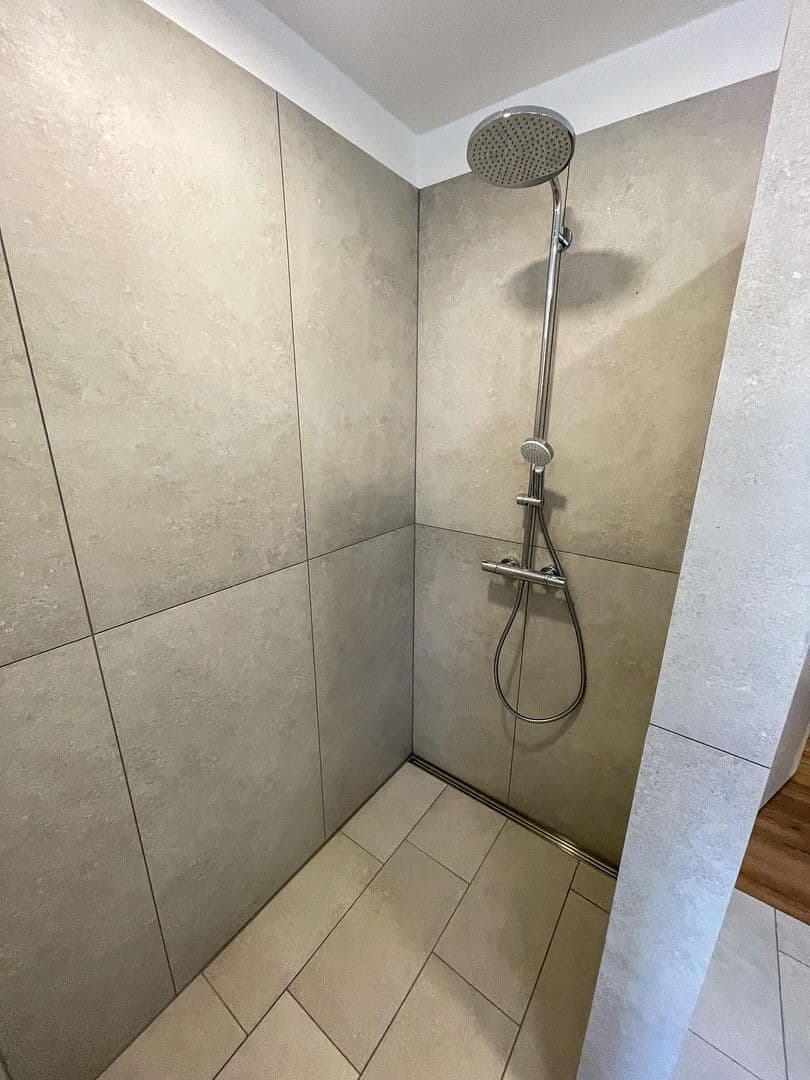 Prenájom bytu 2-izbový 82 m², Piesport, Porýnie-Falcko Prenájom bytu 2-izbový 82 m², Piesport, Porýnie-Falcko