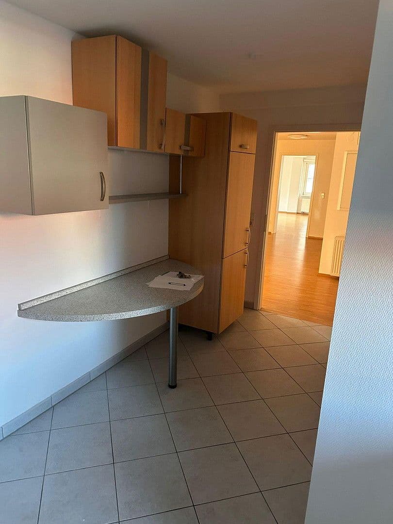 Prenájom bytu 3-izbový 132 m², Freudenstadt, Bádensko-Wurttembersko Prenájom bytu 3-izbový 132 m², Freudenstadt, Bádensko-Wurttembersko