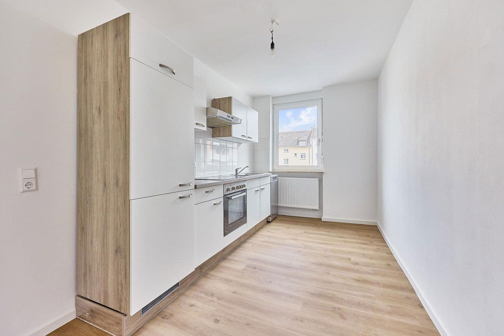 Prenájom bytu 2-izbový 64 m², Amerikaner Str. 13, Mannheim, Bádensko-Wurttembersko Prenájom bytu 2-izbový 64 m², Amerikaner Str. 13, Mannheim, Bádensko-Wurttembersko