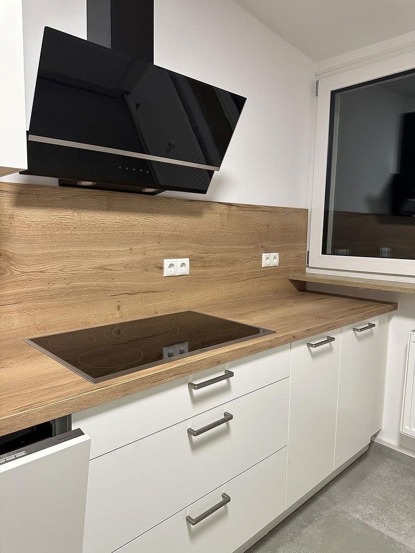 Prenájom bytu 3-izbový 94 m², Badstr. 131, Egloffstein, Bavorsko Prenájom bytu 3-izbový 94 m², Badstr. 131, Egloffstein, Bavorsko