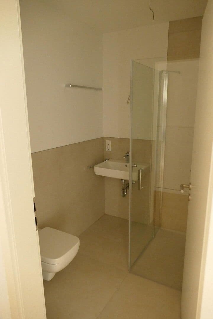 Prenájom bytu 2-izbový 85 m², Gießen, Hesensko Prenájom bytu 2-izbový 85 m², Gießen, Hesensko