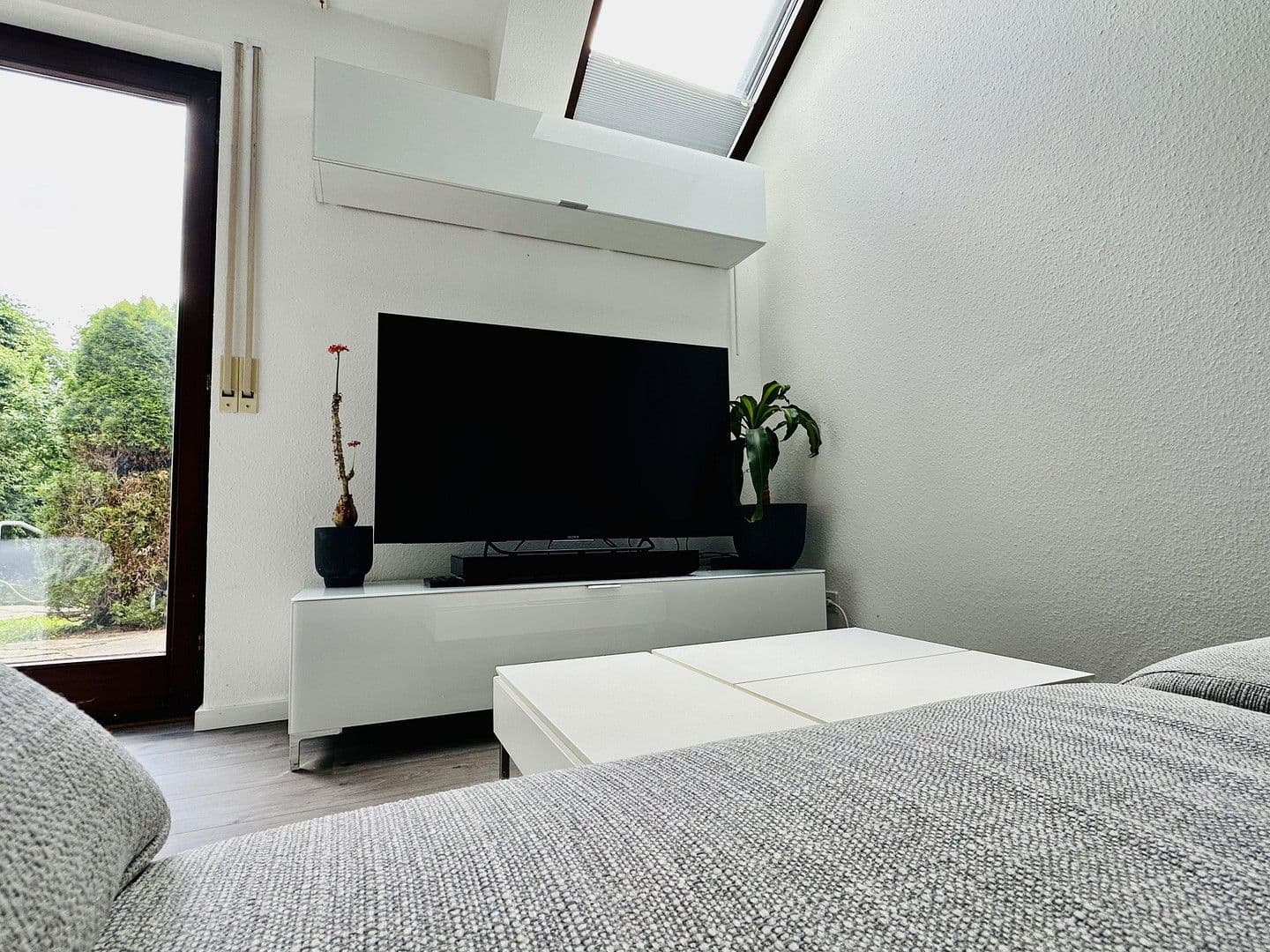 Prenájom bytu 1-izbový 40 m², Im Oberen Kienle 71, Stuttgart, Bádensko-Wurttembersko Prenájom bytu 1-izbový 40 m², Im Oberen Kienle 71, Stuttgart, Bádensko-Wurttembersko