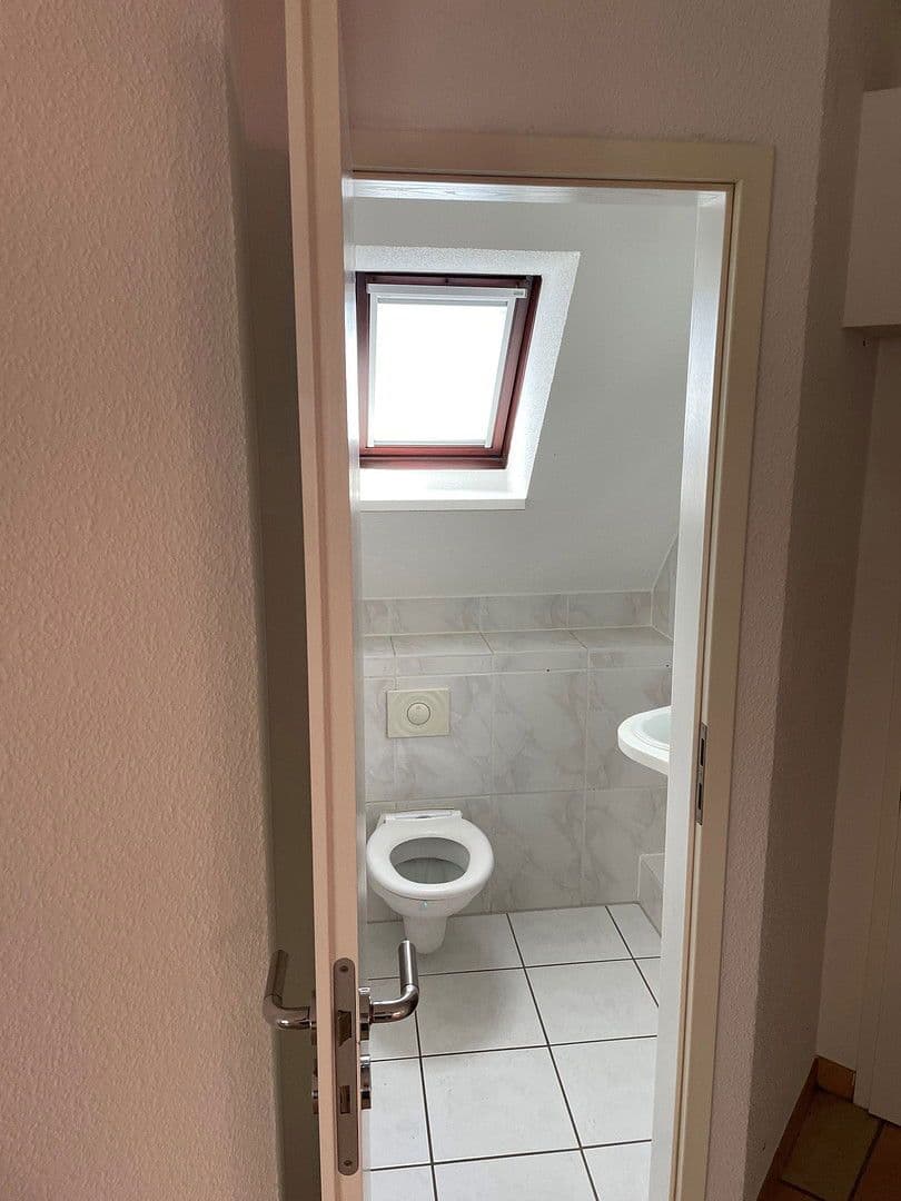 Prenájom bytu 3-izbový 116 m², Quickborn, Šlezvicko-Holštajnsko Prenájom bytu 3-izbový 116 m², Quickborn, Šlezvicko-Holštajnsko