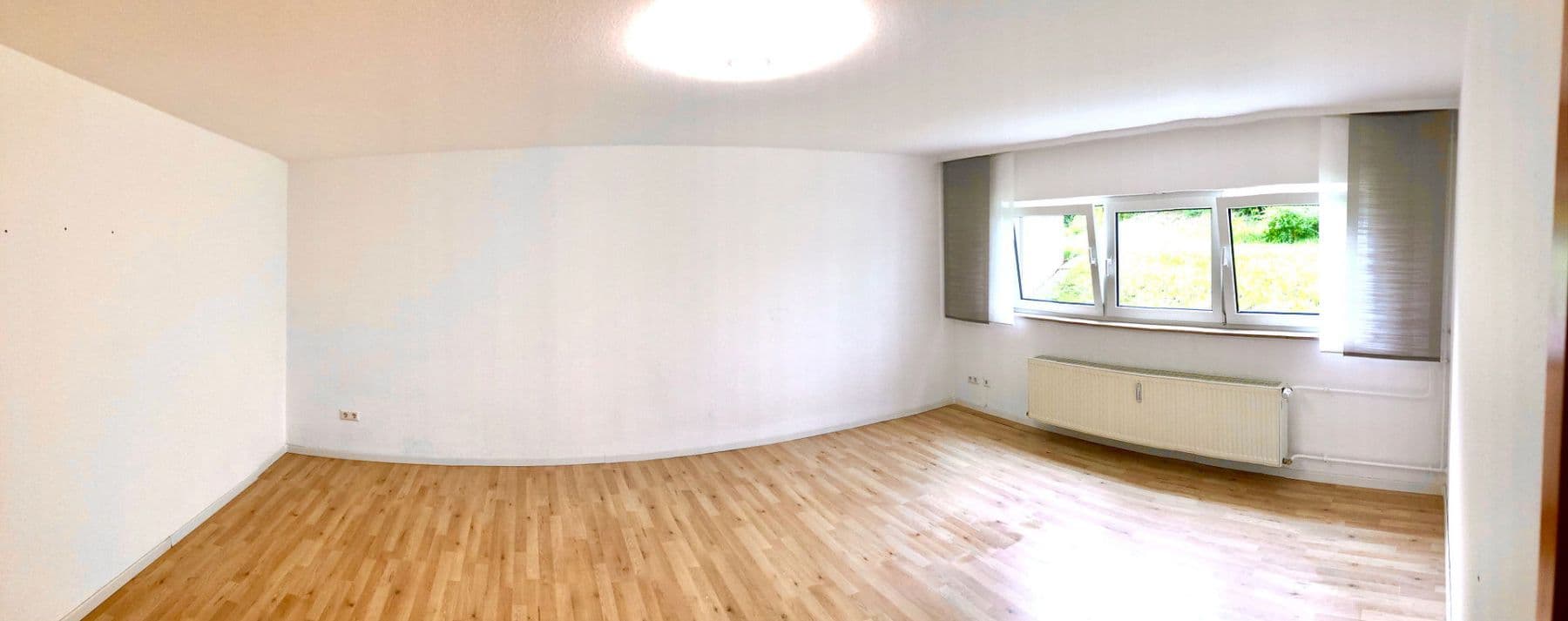 Prenájom bytu 6-izbový 165 m², Karlsruhe, Bádensko-Wurttembersko Prenájom bytu 6-izbový 165 m², Karlsruhe, Bádensko-Wurttembersko