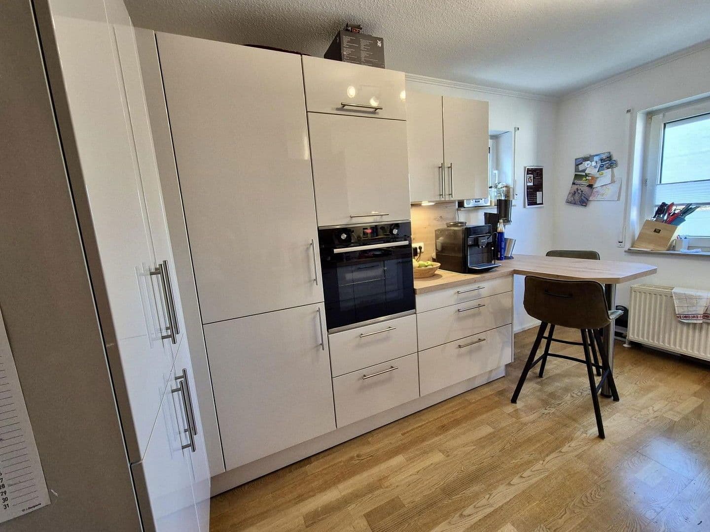 Prenájom bytu 6-izbový 165 m², Karlsruhe, Bádensko-Wurttembersko Prenájom bytu 6-izbový 165 m², Karlsruhe, Bádensko-Wurttembersko