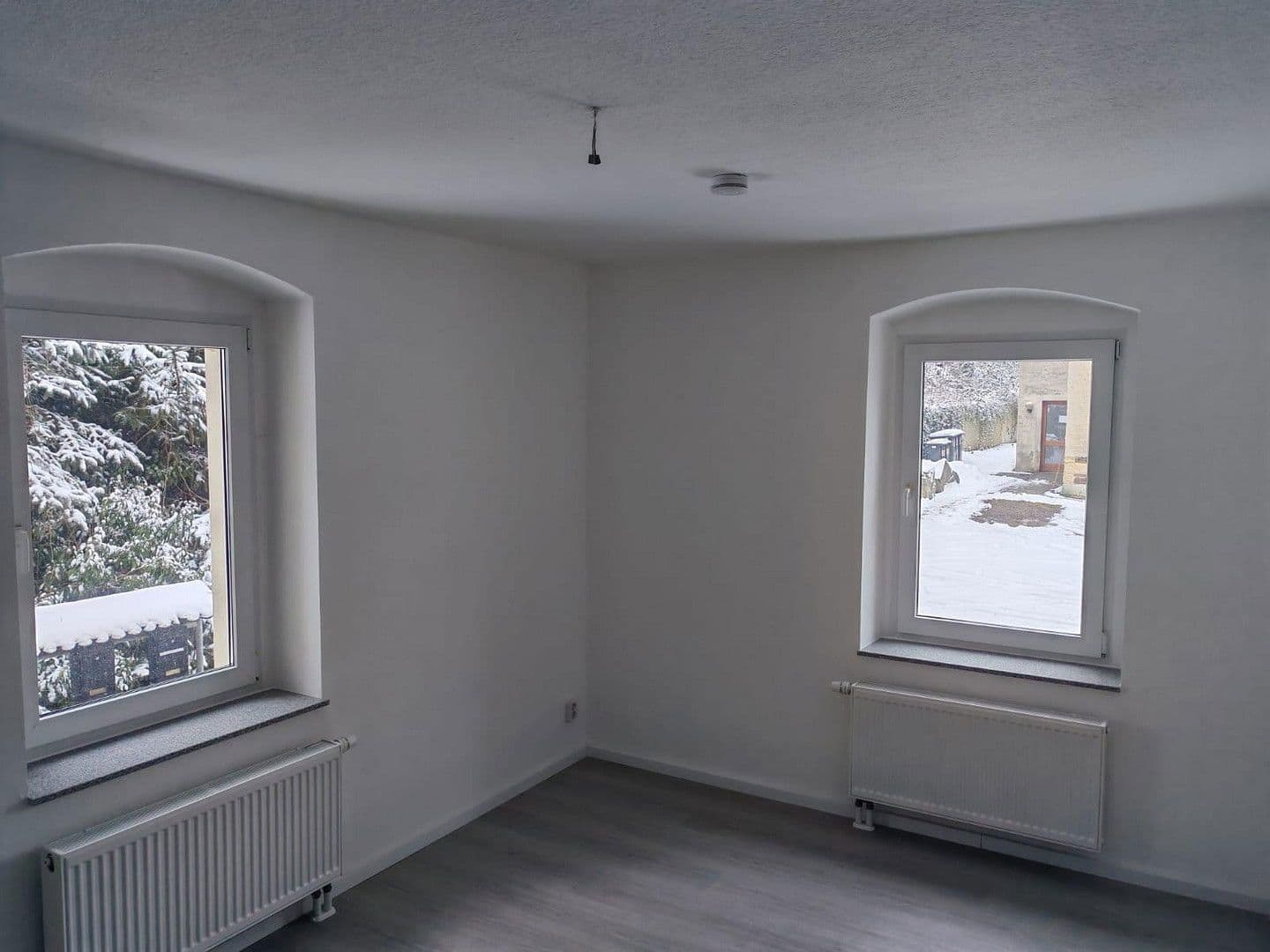 Prenájom bytu 2-izbový 40 m², Oederan, Sasko Prenájom bytu 2-izbový 40 m², Oederan, Sasko