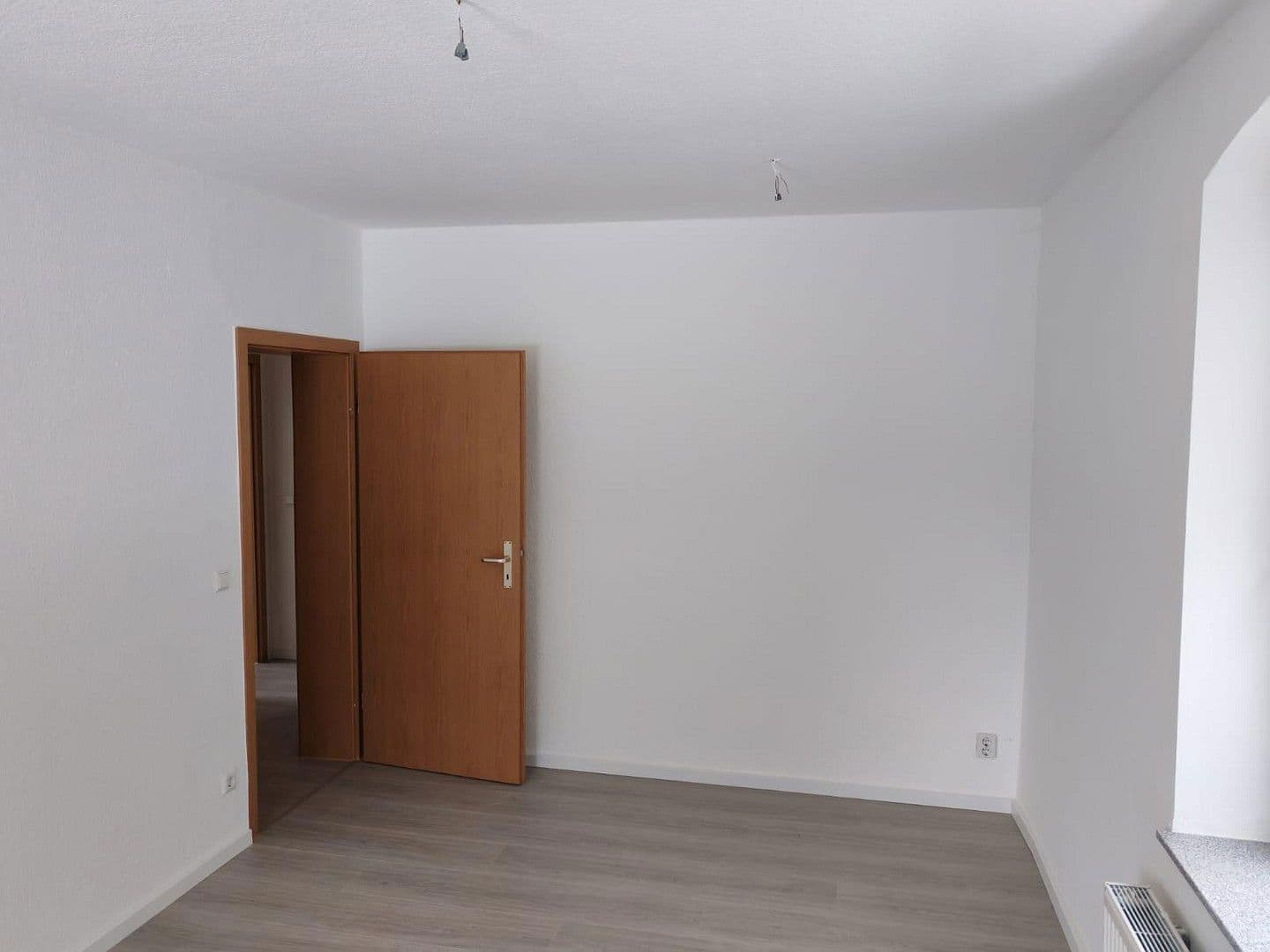 Prenájom bytu 2-izbový 40 m², Oederan, Sasko Prenájom bytu 2-izbový 40 m², Oederan, Sasko