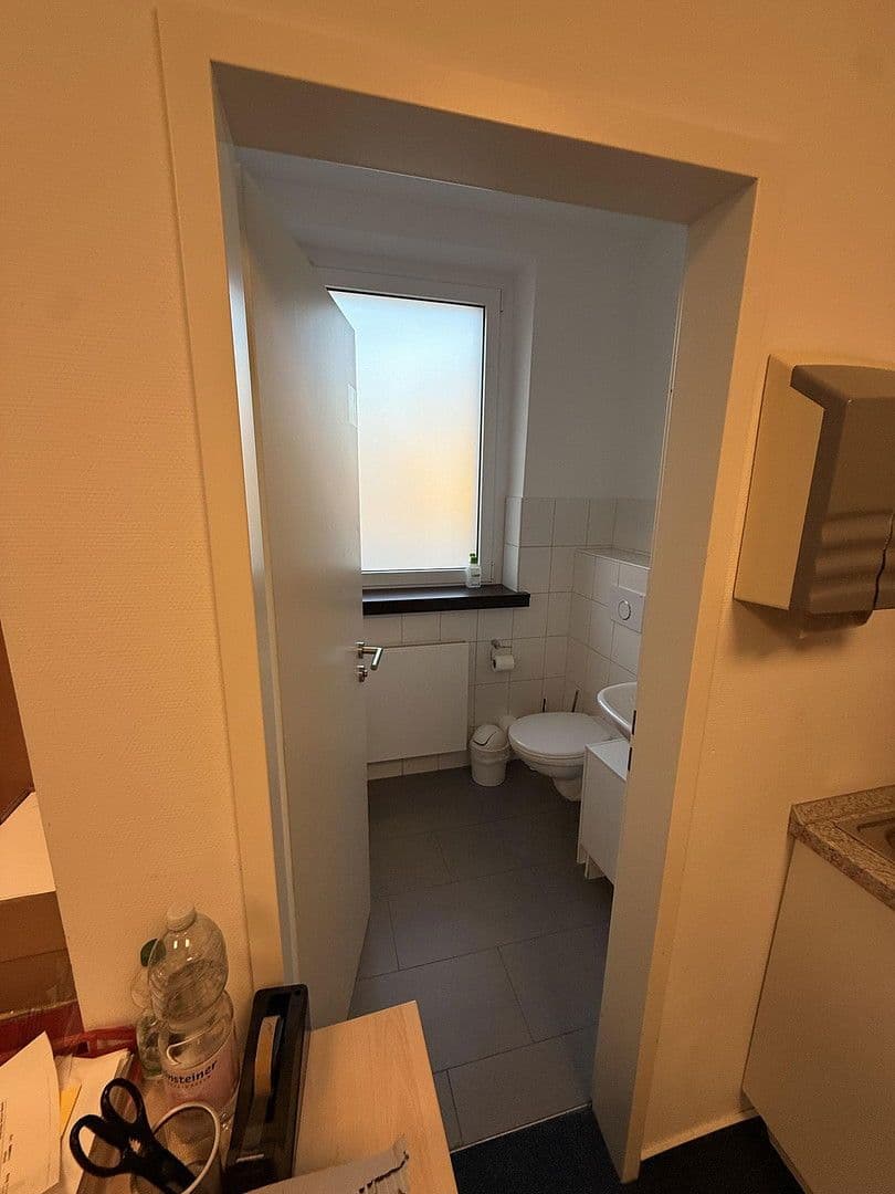 Prenájom kancelárie 70 m², Steinhofstraße 1, Dortmund, Severné Porýnie - Westfálsko Prenájom kancelárie 70 m², Steinhofstraße 1, Dortmund, Severné Porýnie - Westfálsko